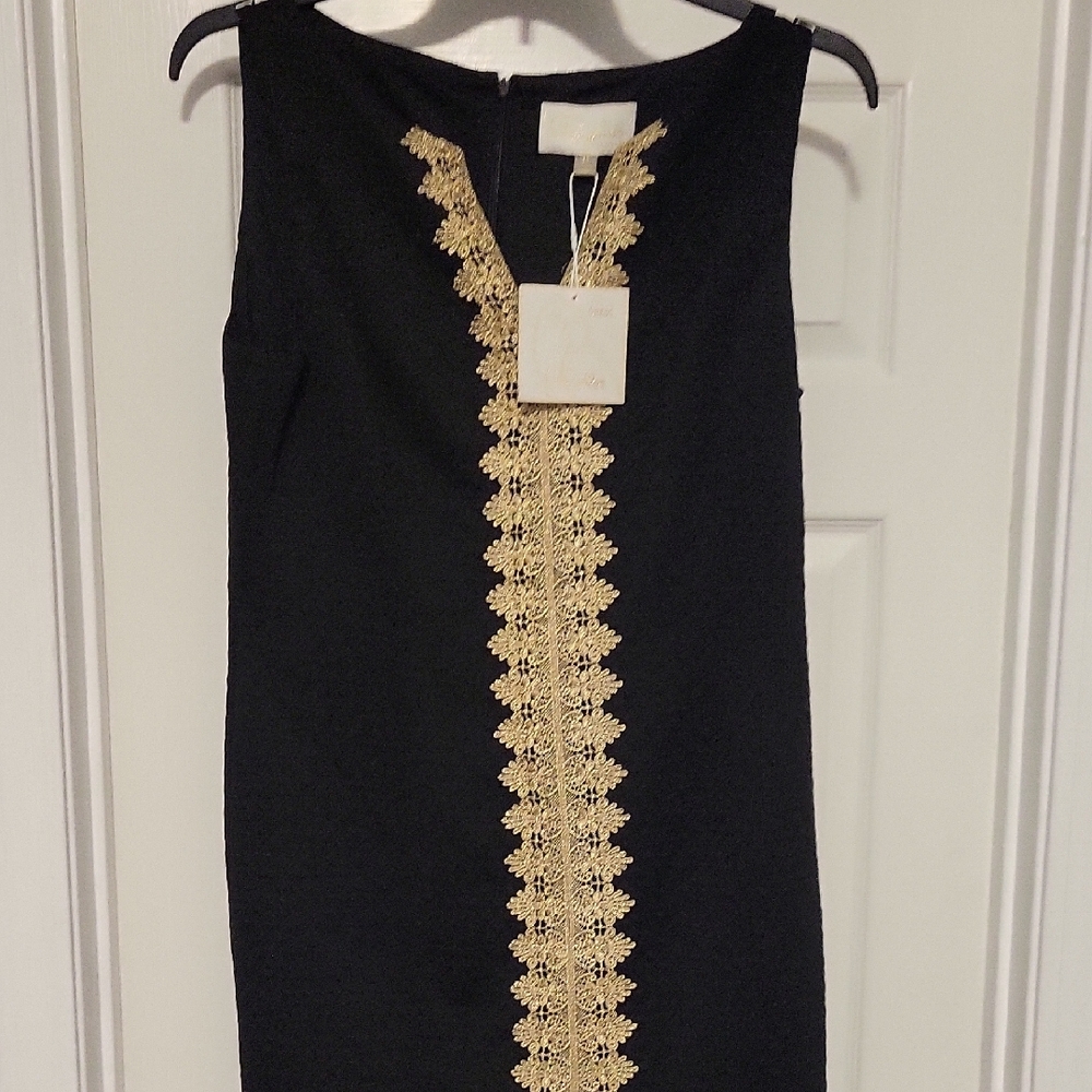Pappagallo Black and Gold Sheath Dress V-Neck Sleeveless